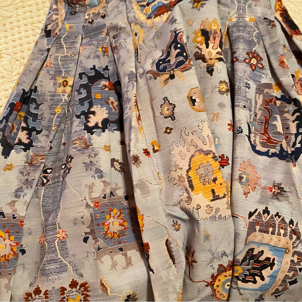 Adorable BOHO skirt. Fabulous colors. Elastic waist. Cotton blend. Size S. - Picture 8 of 10